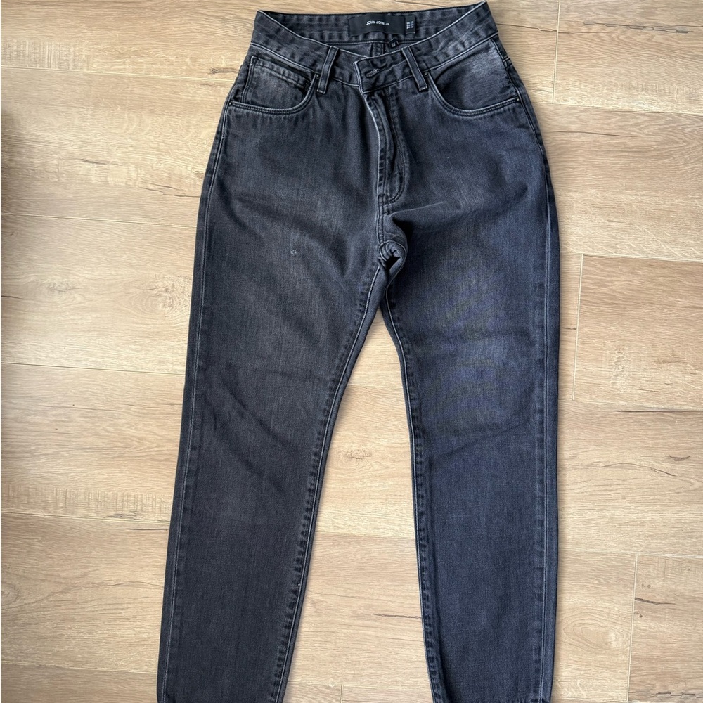 Elegant Dark Gray Straight Leg Jeans for Women